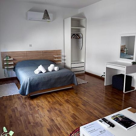 Lovely Studio Apartment In Pafos Экстерьер фото