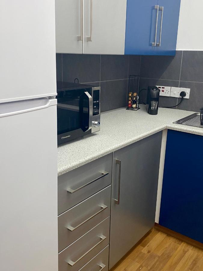 Lovely Studio Apartment In Pafos Экстерьер фото