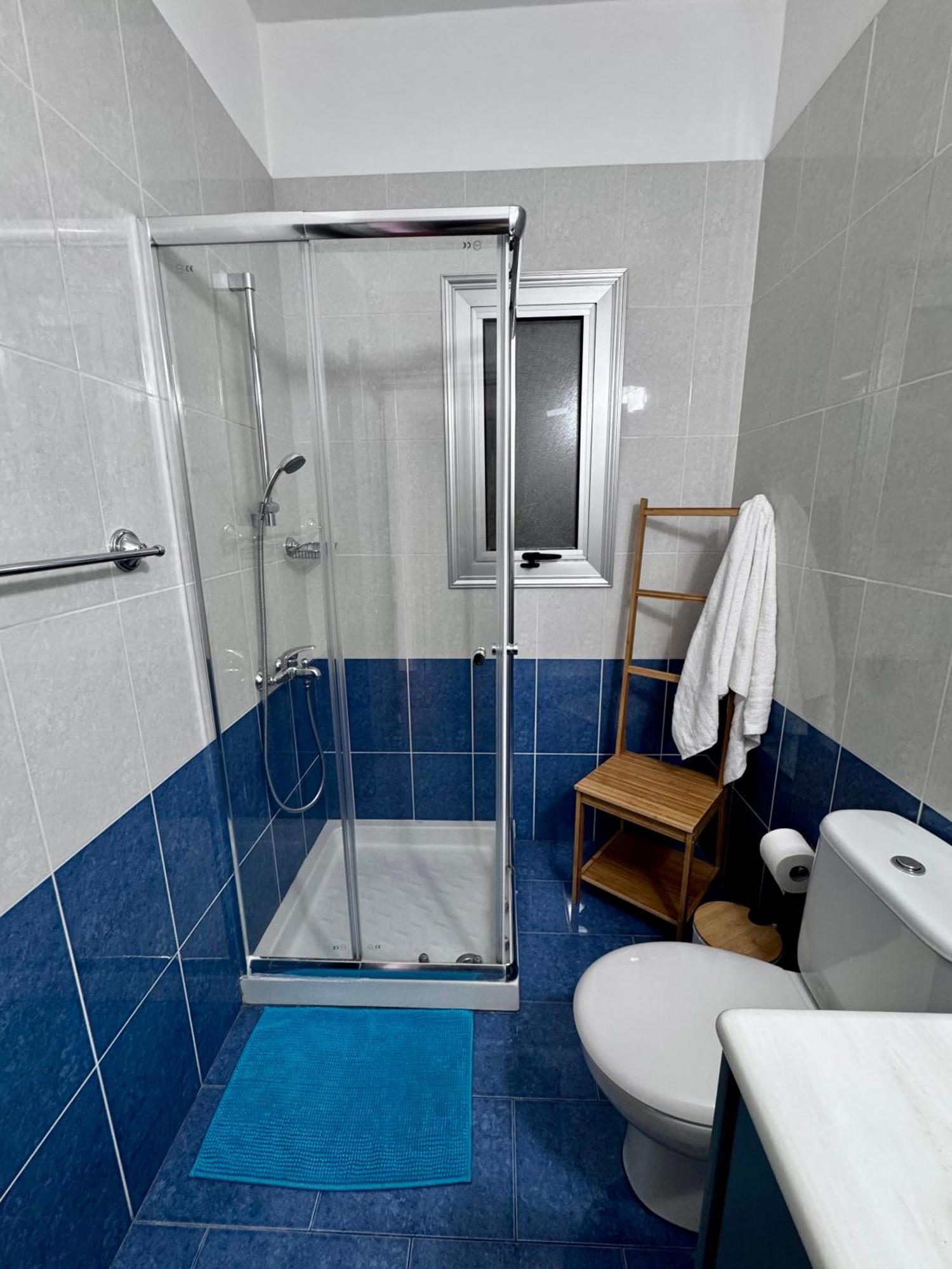 Lovely Studio Apartment In Pafos Экстерьер фото