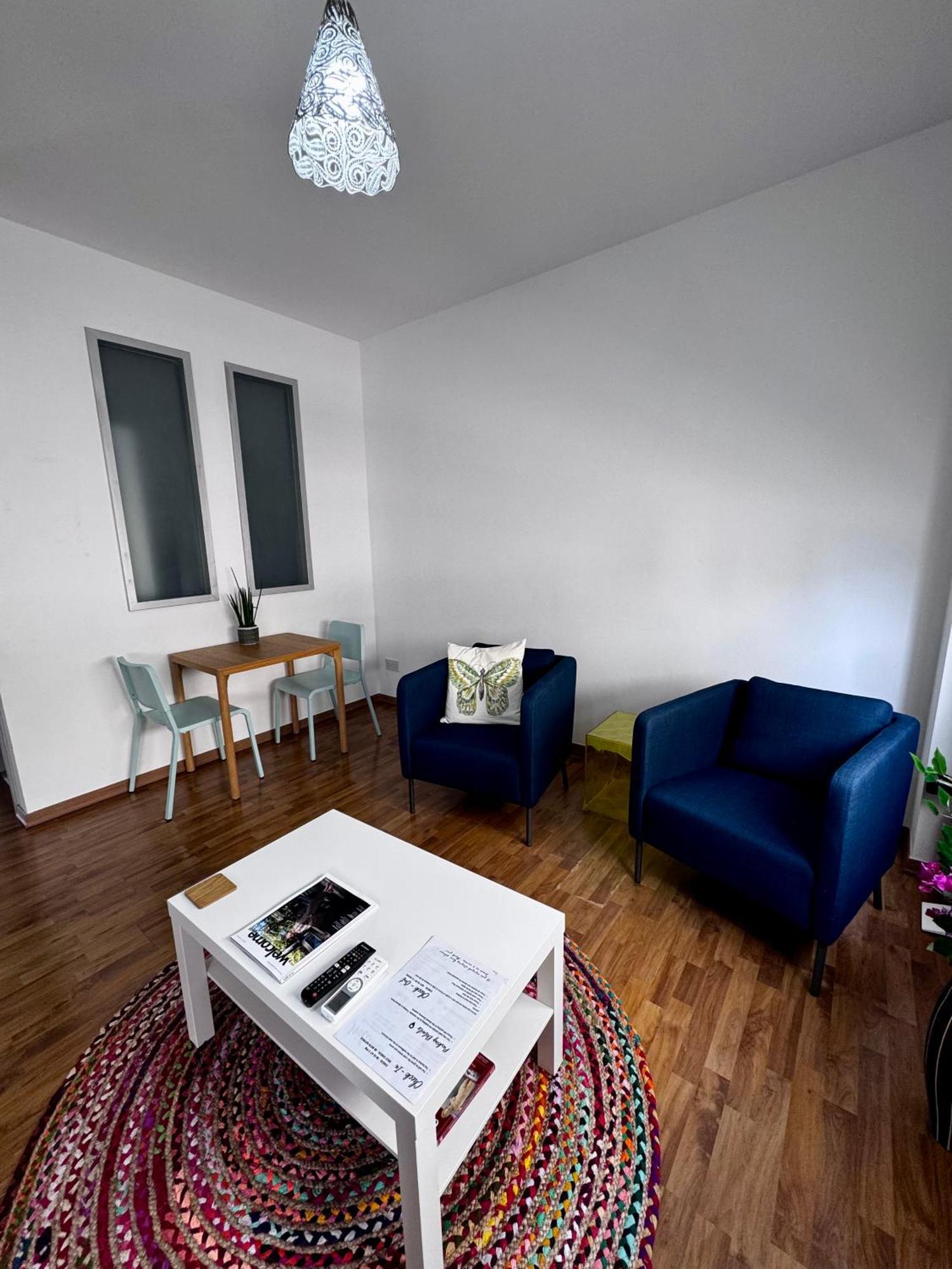 Lovely Studio Apartment In Pafos Экстерьер фото