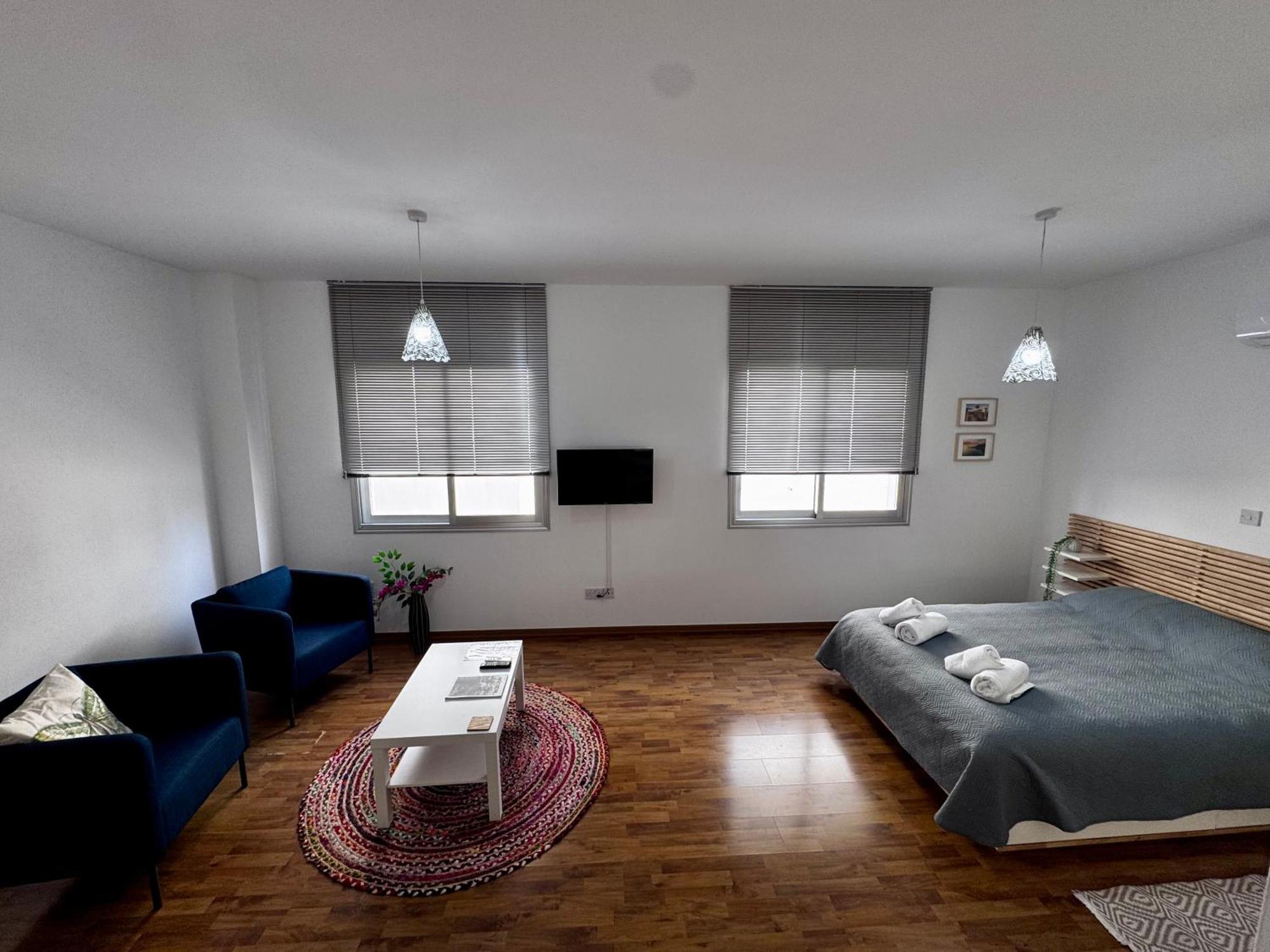 Lovely Studio Apartment In Pafos Экстерьер фото